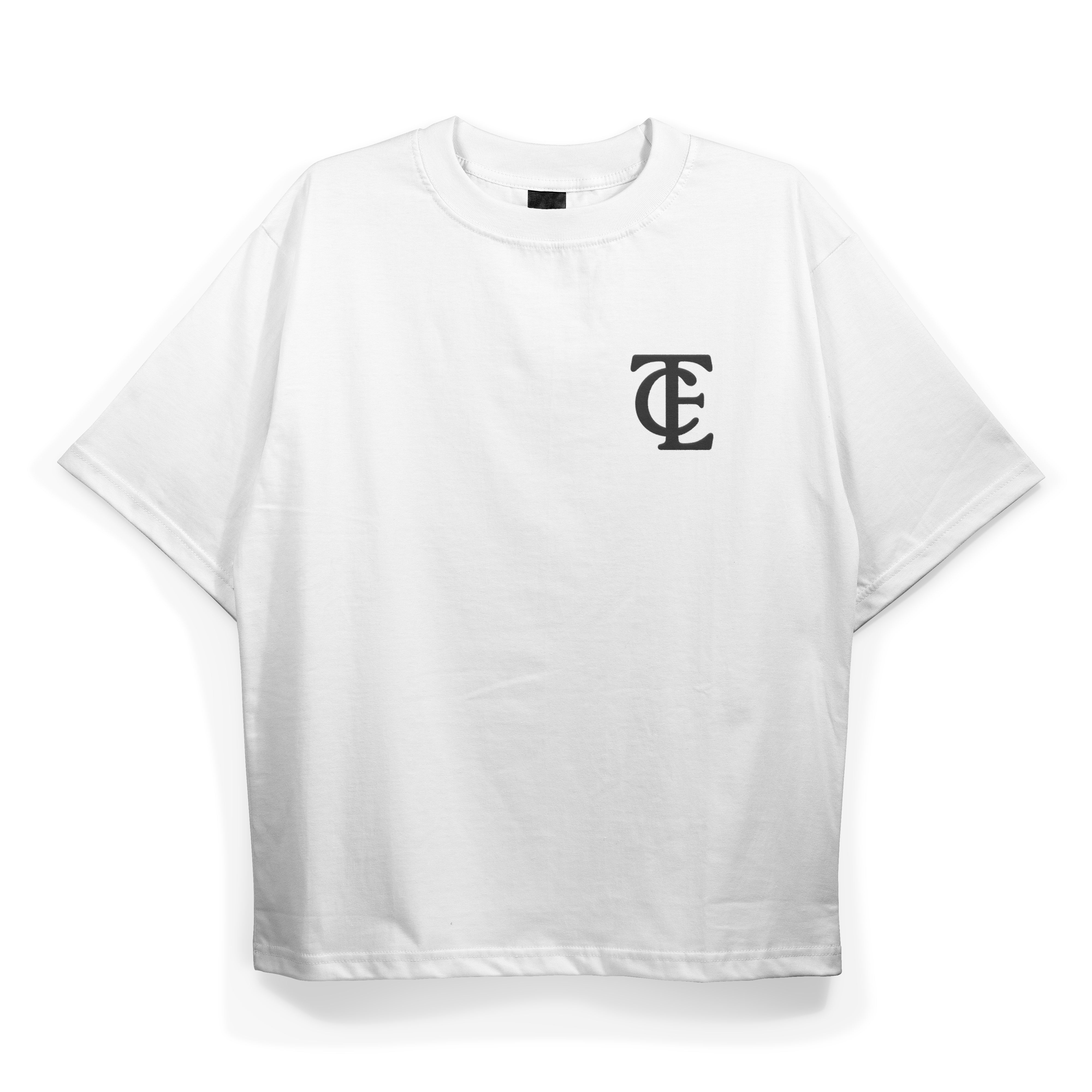 CLASSIC OVERSIZED WHITE T-SHIRT